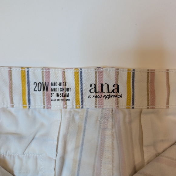 a.n.a Pink White Yellow Blue Striped Mid Rise Midi Short 6" Inseam Womens 22W - Picture 3 of 4